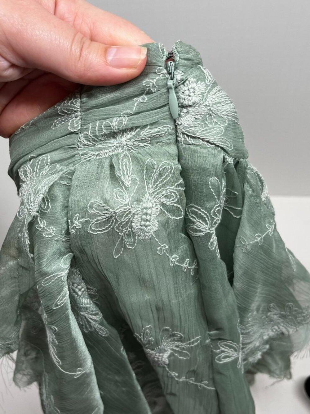Free People Sage Grace Embroidered Ruffled Vintage Mini Skirt Sz 4 - Picture 9 of 11
